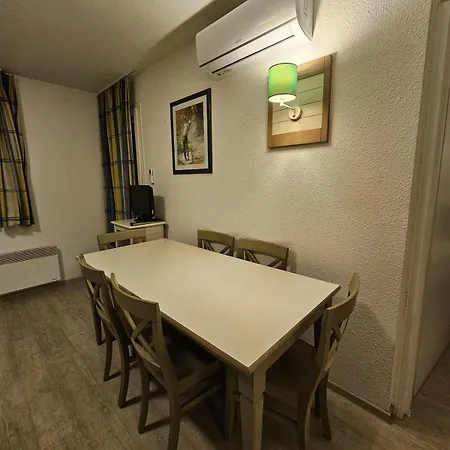 Апартаменты 6 Pers A St Raphael Avec Piscine